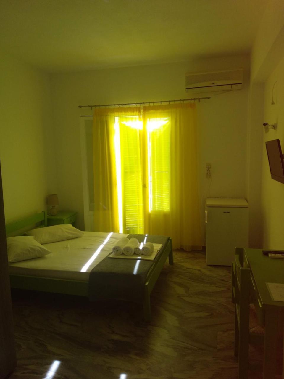 Siren Rooms And Apartments Paros Luaran gambar